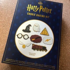 William Sonoma Harry Potter Cookie baking kit
